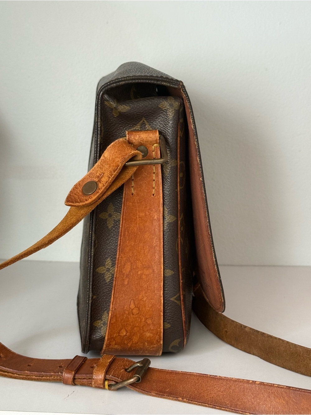 Vintage 🌟 Louis Vuitton Cartouchiere Monogram crossbody bag 💫 1990 - Picture 11 of 17